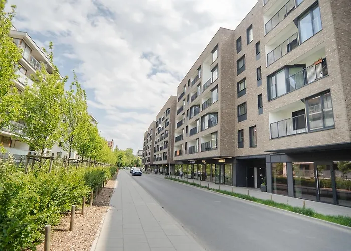 Jezyk-charming Free Parking *